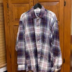 Burberry casual shirt. Size: XL